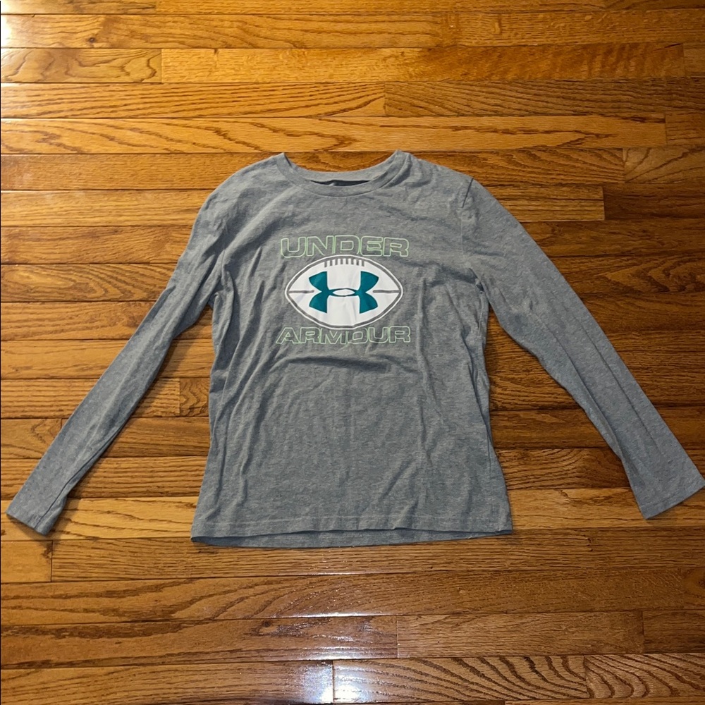 Under Armour Kids Gray Long Sleeve Tee with Logo
